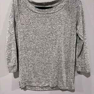 Gray Heather Women's Crew Neck Sweater Size Medium